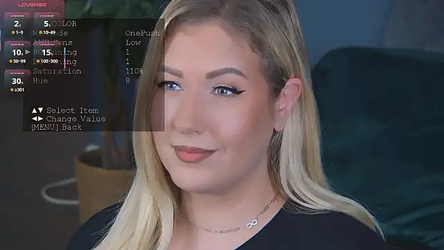 Snapshot of OndinaNoire chatting on March 1, 7:16 pm OndinaNoire online show from March 1, 7:16 pm