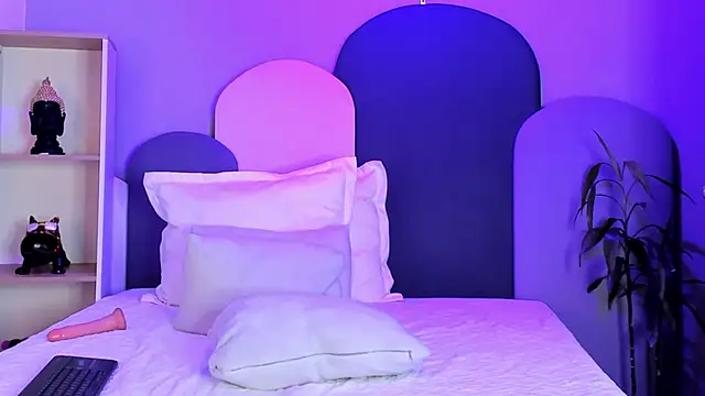 Piinksoul149 online show from February 20, 6:26 am