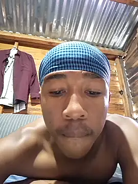 Peterveero12 online show from February 22, 2:26 pm