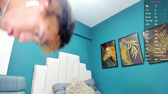 Snapshot of Julien_Ansel chatting on February 17, 3:36 am Julien Ansel online show from February 17, 3:36 am