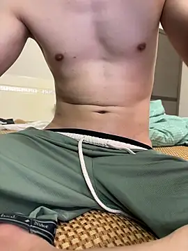 Snapshot of llkiki chatting on March 13, 11:39 am llkiki online show from March 13, 11:39 am