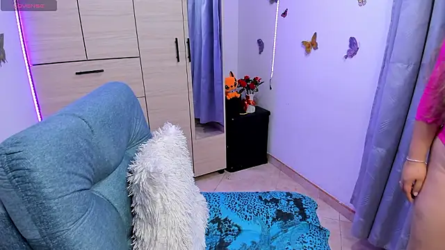 Maria camila776 online show from March 4, 12:38 am