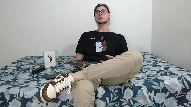 Vlad  night online show from April 15, 3:46 am