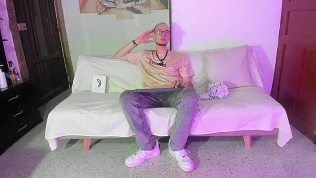 Vlad  night online show from April 16, 3:18 am