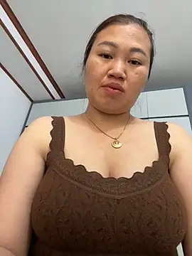 Puka2001 online show from March 12, 3:23 am