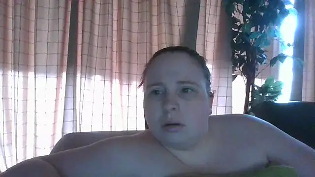 Snapshot of Sarahtjeuh_ chatting on February 11, 1:16 pm Sarahtjeuh online show from February 11, 1:16 pm