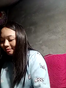 Snapshot of Rose-222 chatting on February 3, 6:22 am Rose-222 online show from February 3, 6:22 am