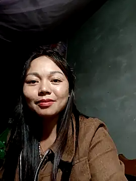 Snapshot of Rose-222 chatting on February 8, 11:13 am Rose-222 online show from February 8, 11:13 am