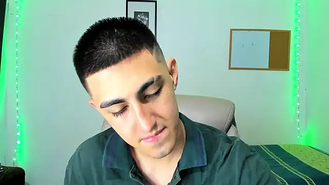 babyted272 online show from June 6, 5:23 am