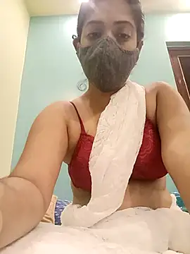 Snapshot of sonalidey5565 chatting on February 20, 1:33 pm sonalidey5565 online show from February 20, 1:33 pm