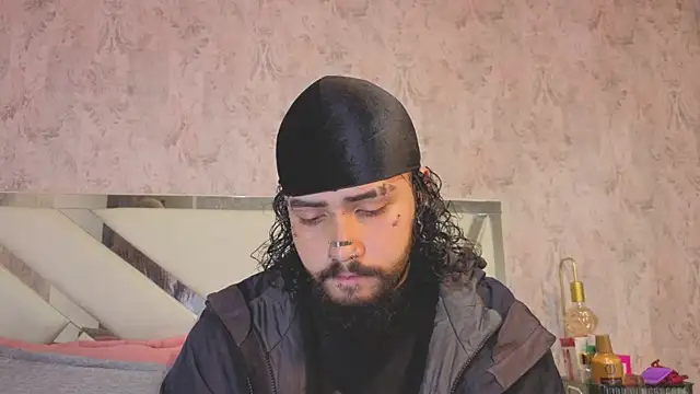 Benny and Mark online show from April 10, 3:23 am