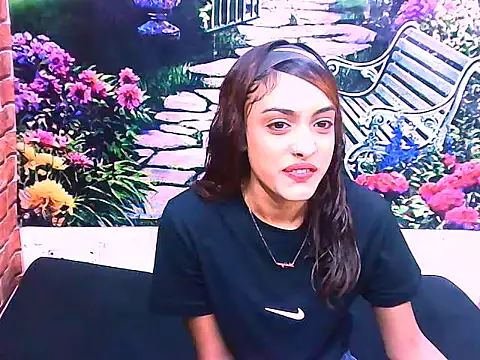 Snapshot of IndianPretty14u2Luv chatting on March 9, 5:22 am IndianPretty14u2Luv online show from March 9, 5:22 am