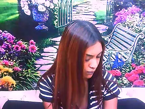 Snapshot of IndianPretty14u2Luv chatting on March 14, 5:35 am IndianPretty14u2Luv online show from March 14, 5:35 am