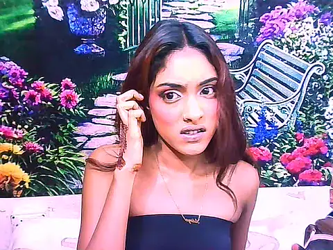 Snapshot of IndianPretty14u2Luv chatting on March 26, 7:30 pm IndianPretty14u2Luv online show from March 26, 7:30 pm