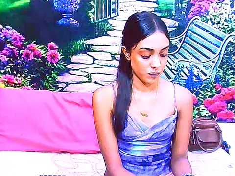 Snapshot of IndianPretty14u2Luv chatting on April 22, 6:05 am IndianPretty14u2Luv online show from April 22, 6:05 am
