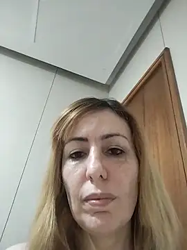 Snapshot of Jujubauva7 chatting on March 13, 5:14 am Jujubauva7 online show from March 13, 5:14 am