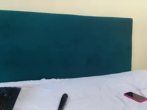 Snapshot of FreakyMelanin18 chatting on February 7, 7:28 pm FreakyMelanin18 online show from February 7, 7:28 pm