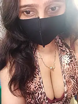 Snapshot of alinaarora chatting on February 23, 6:27 pm alinaarora online show from February 23, 6:27 pm