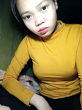 Snapshot of derylove_ chatting on February 13, 7:10 pm derylove online show from February 13, 7:10 pm