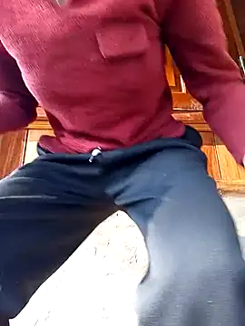 Snapshot of derylove_ chatting on February 21, 8:48 am derylove online show from February 21, 8:48 am