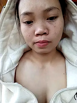 Snapshot of derylove_ chatting on February 24, 7:39 am derylove online show from February 24, 7:39 am