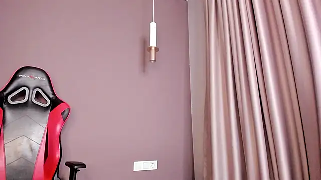 Snapshot of hellewkitty chatting on February 1, 1:20 pm hellewkitty online show from February 1, 1:20 pm