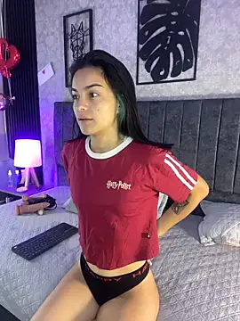 bliinkii and luka  online show from March 26, 12:44 pm