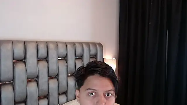 Snapshot of Kevin_Charless chatting on March 15, 11:38 am Kevin Charless online show from March 15, 11:38 am