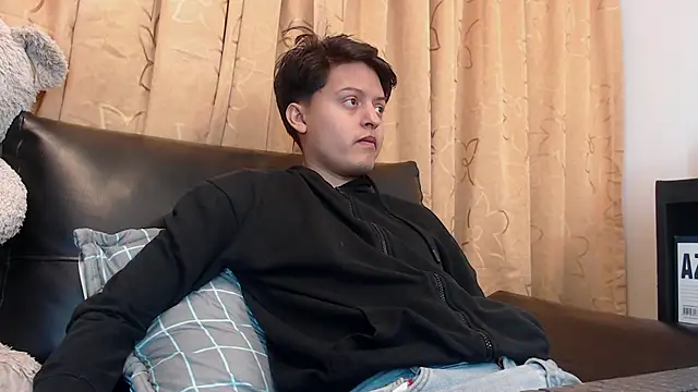 Snapshot of Kevin_Charless chatting on March 23, 11:36 am Kevin Charless online show from March 23, 11:36 am