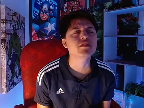 Snapshot of Kevin_Charless chatting on April 11, 11:14 am Kevin Charless online show from April 11, 11:14 am