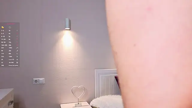 LoraLynn online show from February 18, 3:41 pm