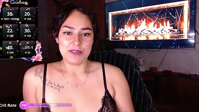 Snapshot of Iris_colette chatting on April 17, 1:08 am Iris colette online show from April 17, 1:08 am