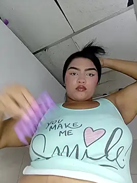 Snapshot of angela_sex_x chatting on February 16, 10:39 pm angela sex x online show from February 16, 10:39 pm