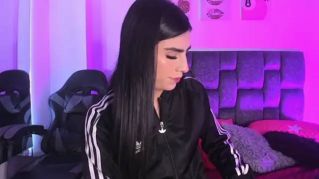 Isabella Moon9 online show from April 15, 12:12 pm