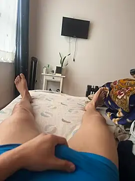 Snapshot of Leitequentegg chatting on February 13, 2:46 pm Leitequentegg online show from February 13, 2:46 pm