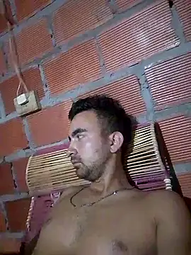 Snapshot of daddy_boom chatting on February 13, 8:43 am daddy boom online show from February 13, 8:43 am