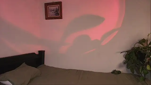 slowburnmystic online show from April 11, 10:14 pm