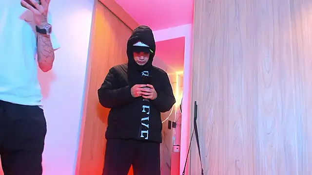 TheBatMansion online show from January 31, 11:25 pm