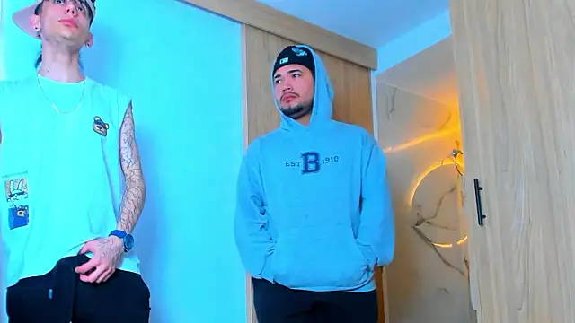 TheBatMansion online show from February 15, 7:54 pm