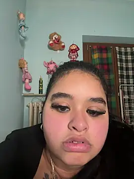 Aloyenita online show from February 3, 6:13 pm