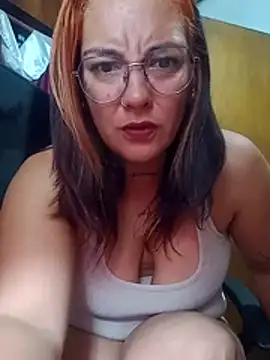 kuramaqueen online show from March 26, 3:56 am