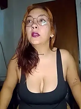 kuramaqueen online show from July 17, 7:48 am