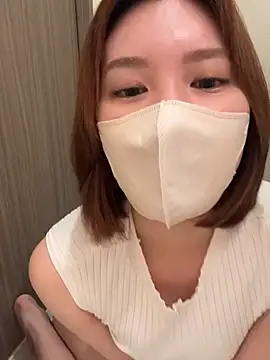 Snapshot of _3_mNm_3_ chatting on February 27, 2:50 pm 3 mNm 3 online show from February 27, 2:50 pm