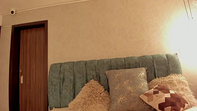 Snapshot of Aleera_Walton chatting on March 24, 7:30 pm Aleera Walton online show from March 24, 7:30 pm