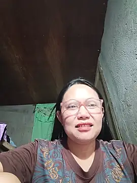 hotpinay 45 online show from April 17, 11:35 am