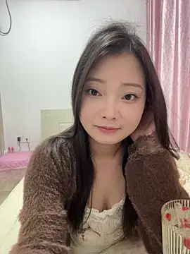 Snapshot of BIGBABYYEYE chatting on May 8, 1:49 pm BIGBABYYEYE online show from May 8, 1:49 pm