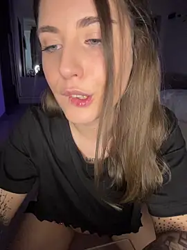 Snapshot of VanessaAnne chatting on February 15, 7:51 am VanessaAnne online show from February 15, 7:51 am