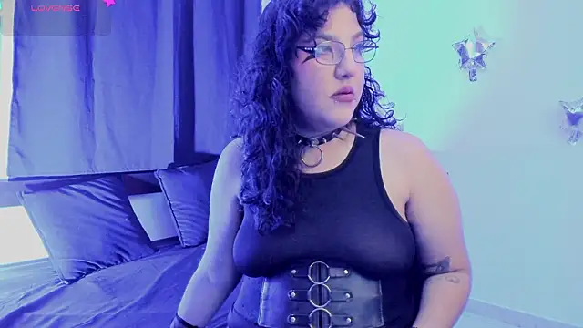 SamanthaGriim online show from February 17, 10:05 pm