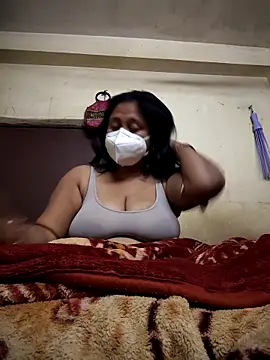 Snapshot of Curvy_Trisha chatting on February 2, 11:42 am Curvy Trisha online show from February 2, 11:42 am