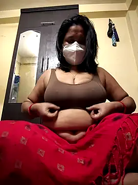 Snapshot of Curvy_Trisha chatting on February 15, 10:03 am Curvy Trisha online show from February 15, 10:03 am